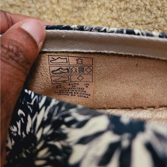 Kelsi Dagger  - Picture 8 of 9